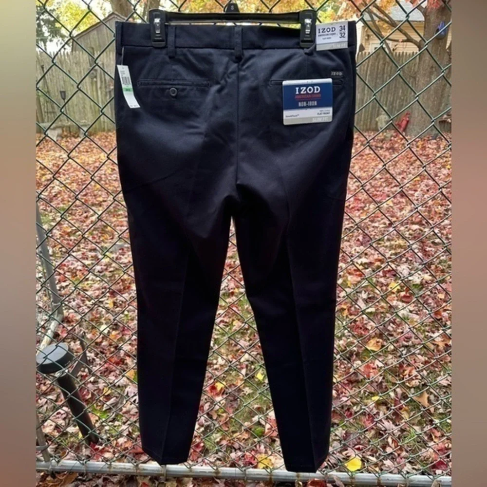 IZOD Men's American Chino Slim Fit Pants, 34Wx32L SLIM‎ (Black) (NWT)